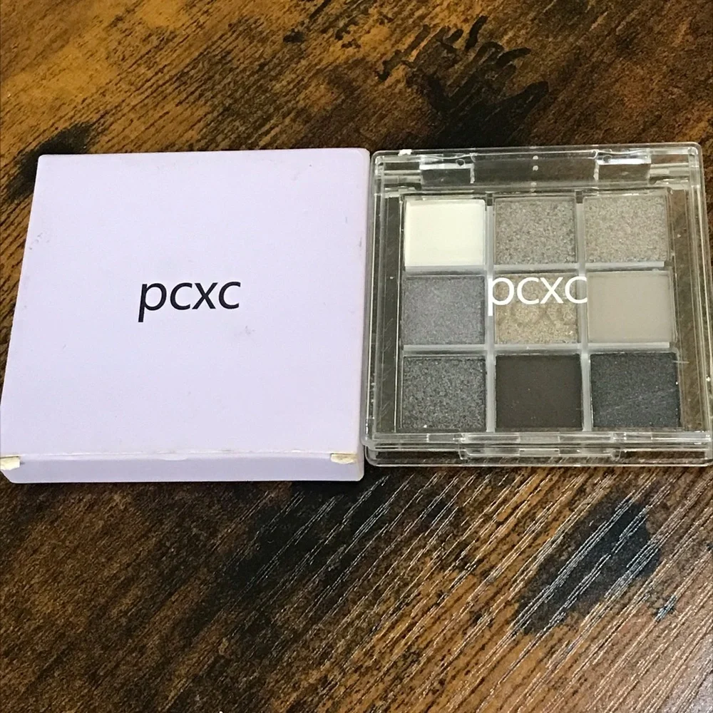 Gray & Silver Eyeshadow Palette